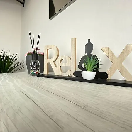 Comfy With Wi-fi/netflix Apartment *