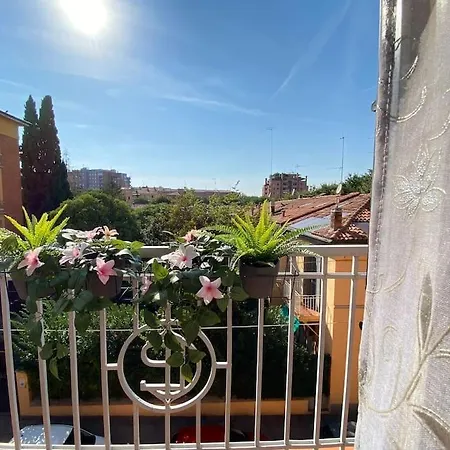 Comfy With Wi-fi/netflix Bologna
